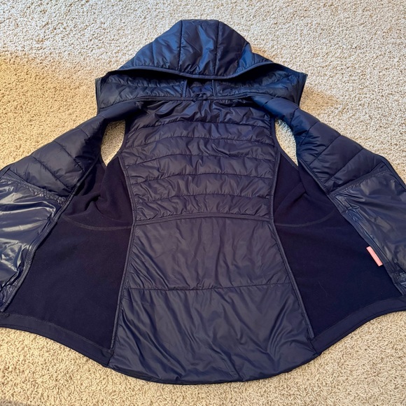 NWOT- BALEAF Women's Puffer Vest Hooded Running Vest Slim Fit Lightweight -Large - Picture 2 of 4